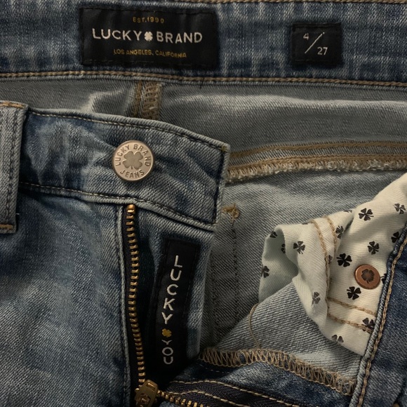 Light wash Lucky Brand skinny jeans - Picture 3 of 3